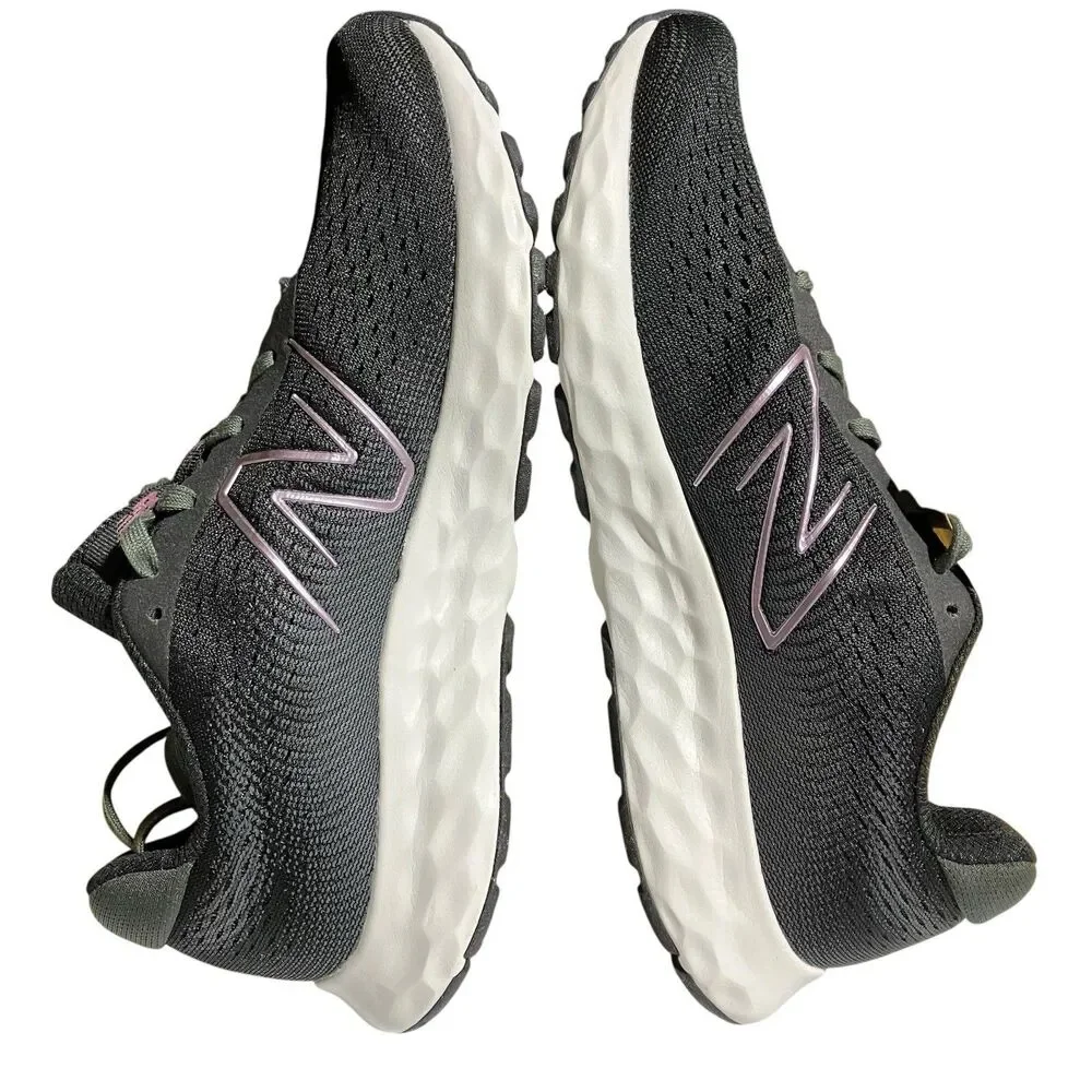 New Balance Running Shoes Mens 8 Black 520 V8 Unisex Sporty Activewear W520LB8‎